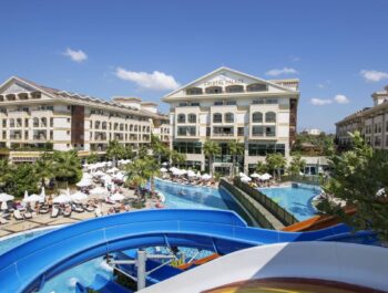Familienurlaub: Crystal Palace Luxury Resort & Spa
